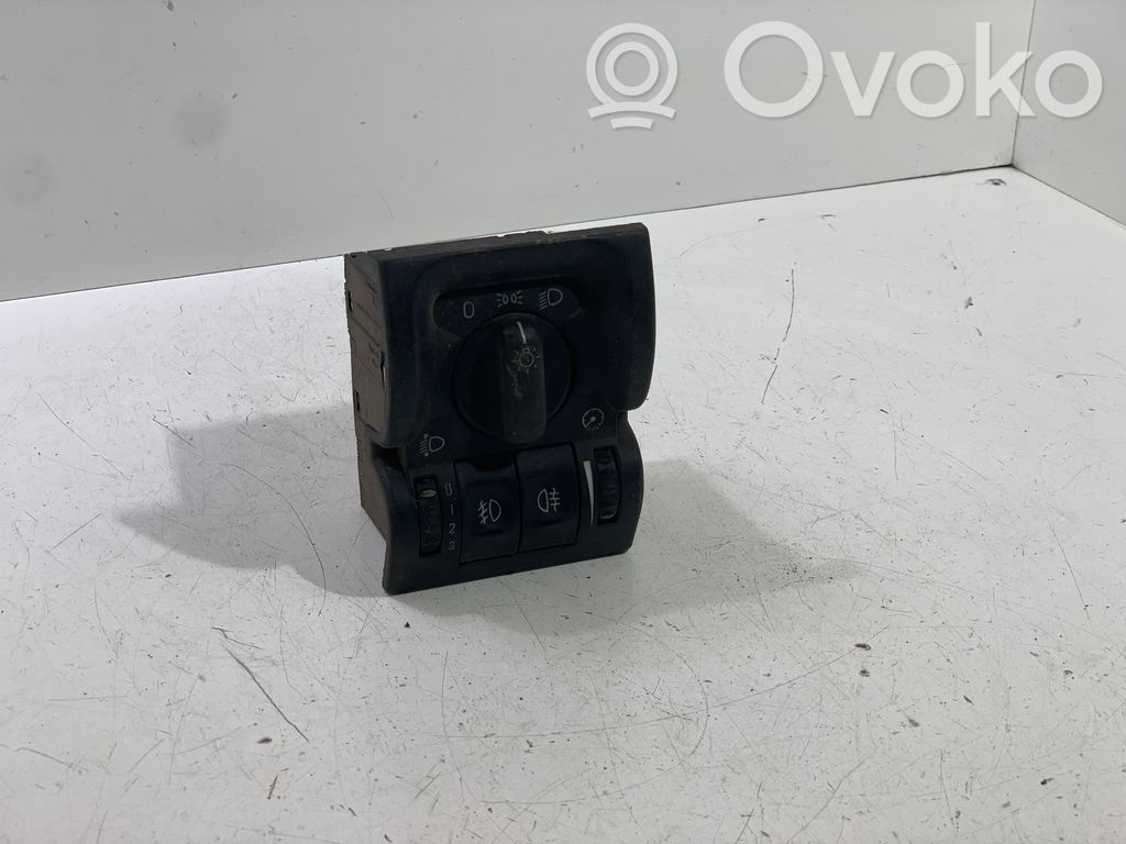 Opel Vectra B Light switch 