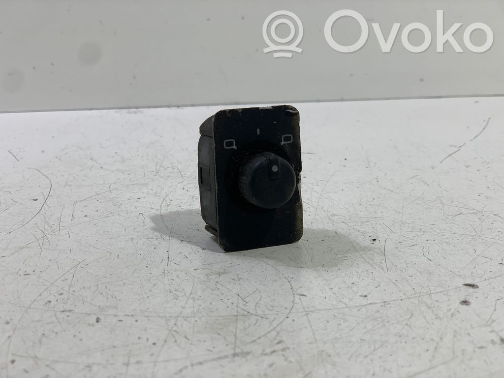 Audi A6 S6 C5 4B Wing mirror switch 