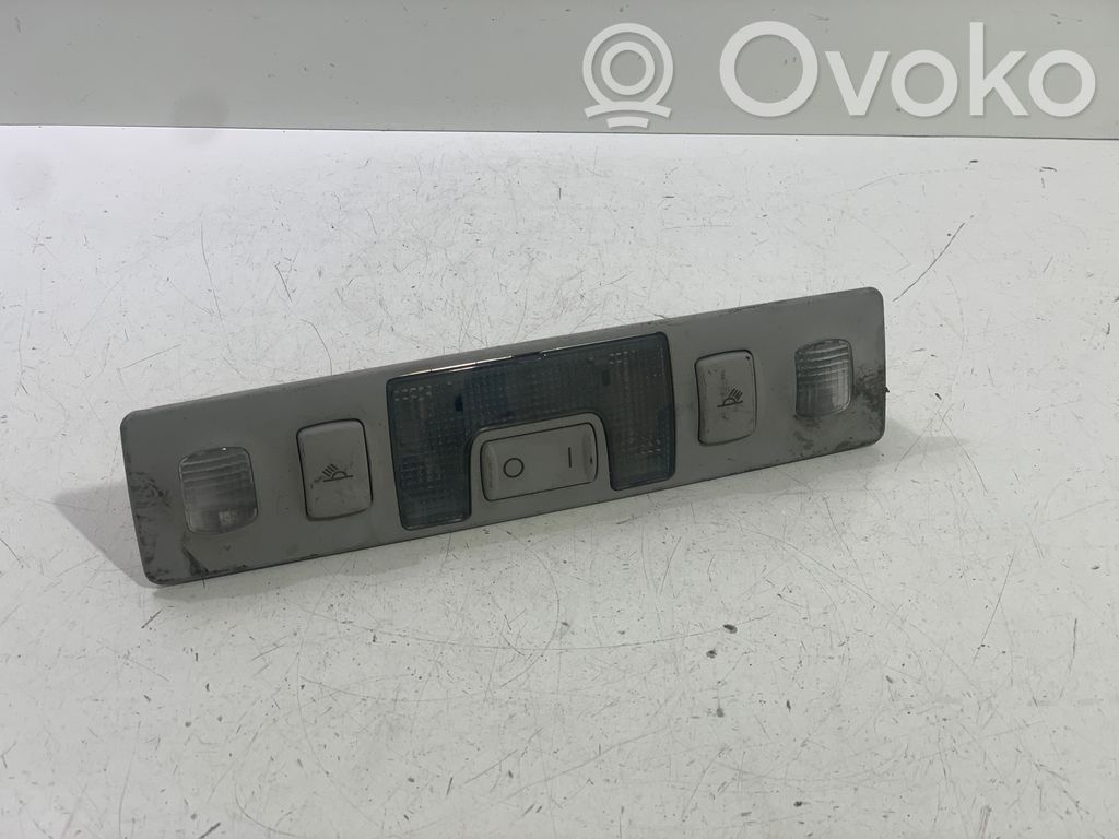 Audi A6 S6 C5 4B Luz del asiento trasero 