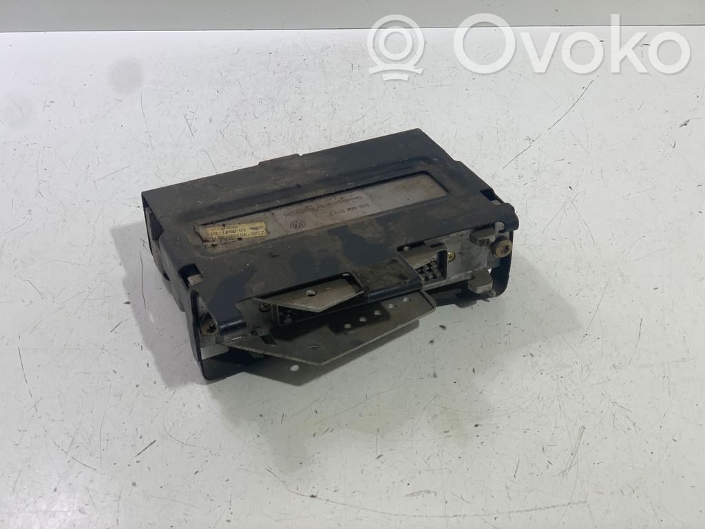 Volkswagen PASSAT B4 ABS control unit/module 