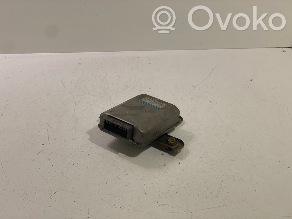 Mitsubishi Galant Unidad de control/módulo del control de crucero 