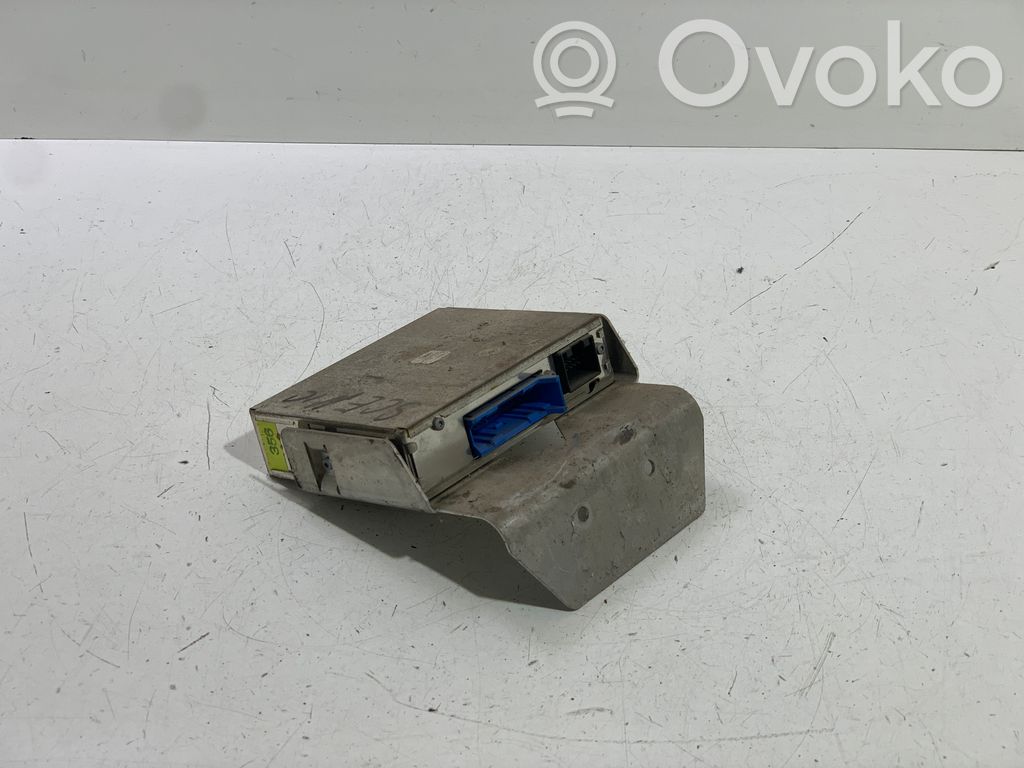Audi A8 S8 D2 4D GPS navigation control unit/module 