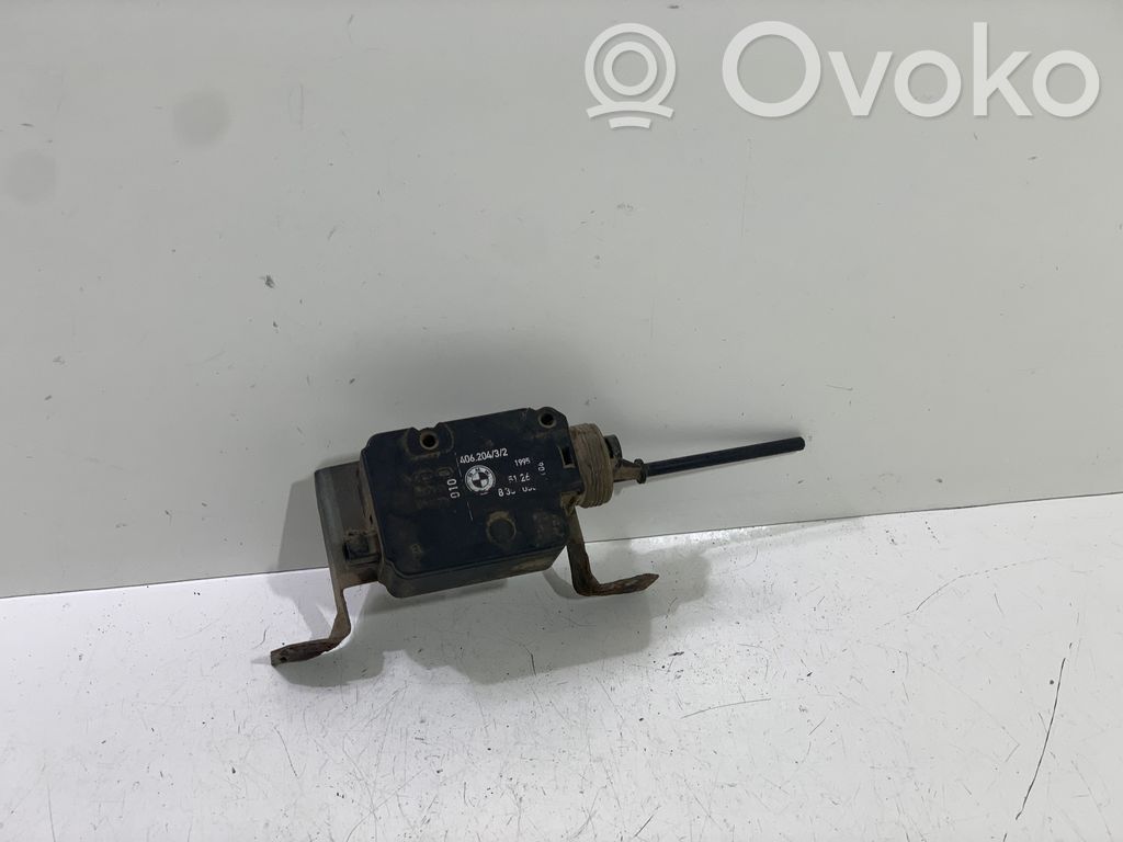 BMW 5 E34 Fuel tank cap lock 