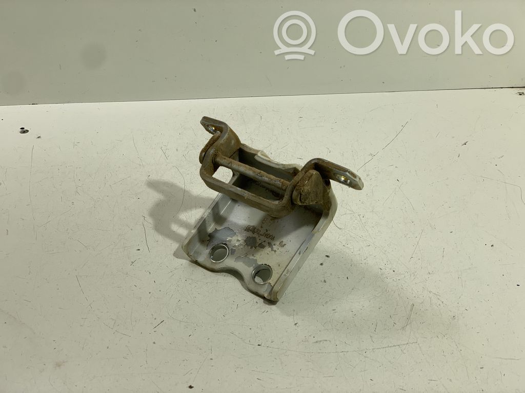 Renault Koleos I Rear door lower hinge 