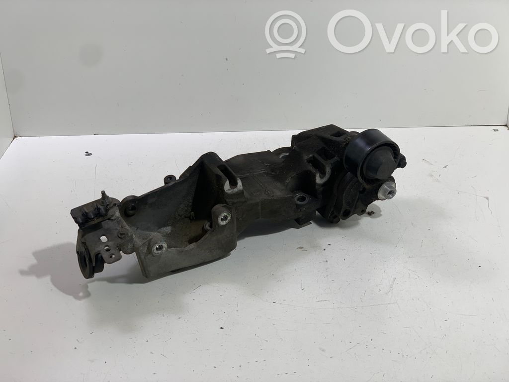 Renault Koleos I Generator/alternator bracket 
