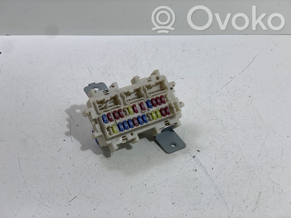 Renault Koleos I Fuse module 