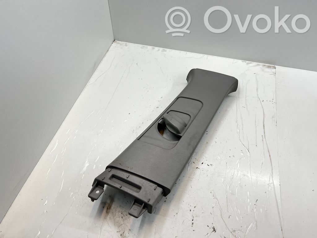 Toyota RAV 4 (XA30) Rivestimento montante (B) (superiore) 