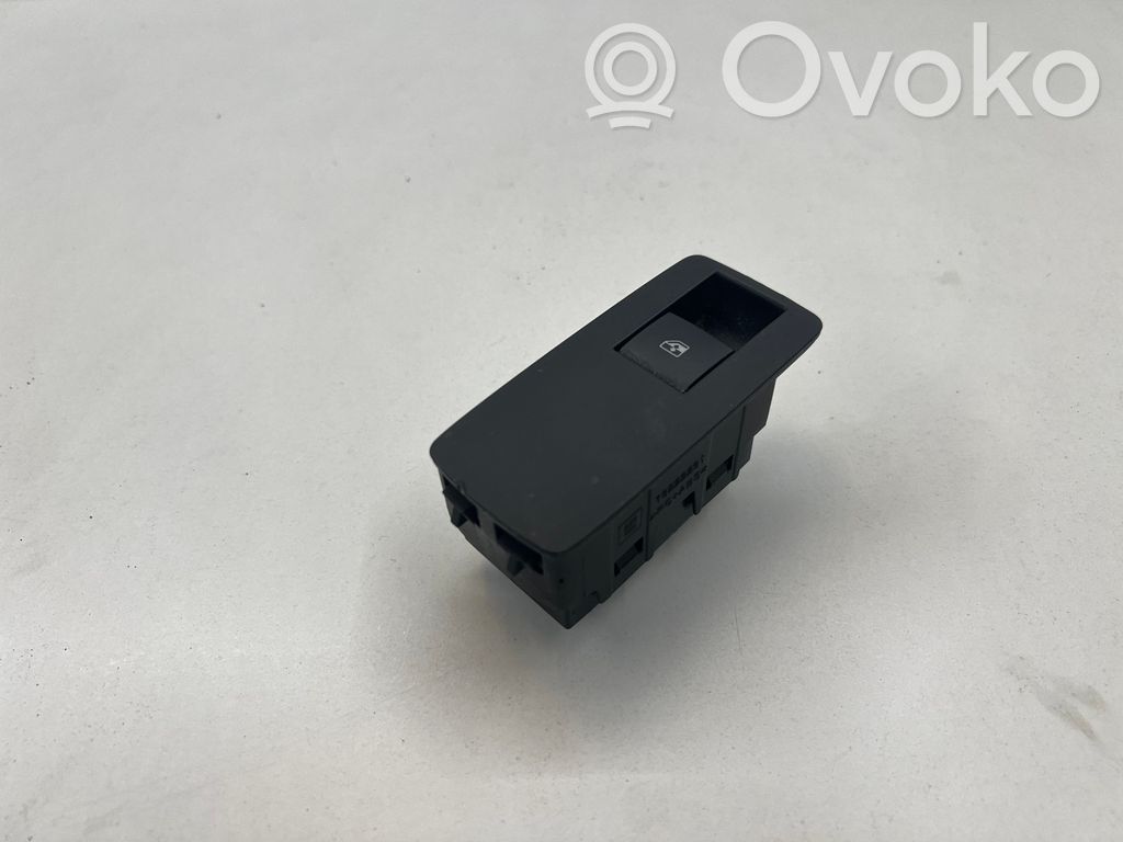 Opel Insignia A Electric window control switch 