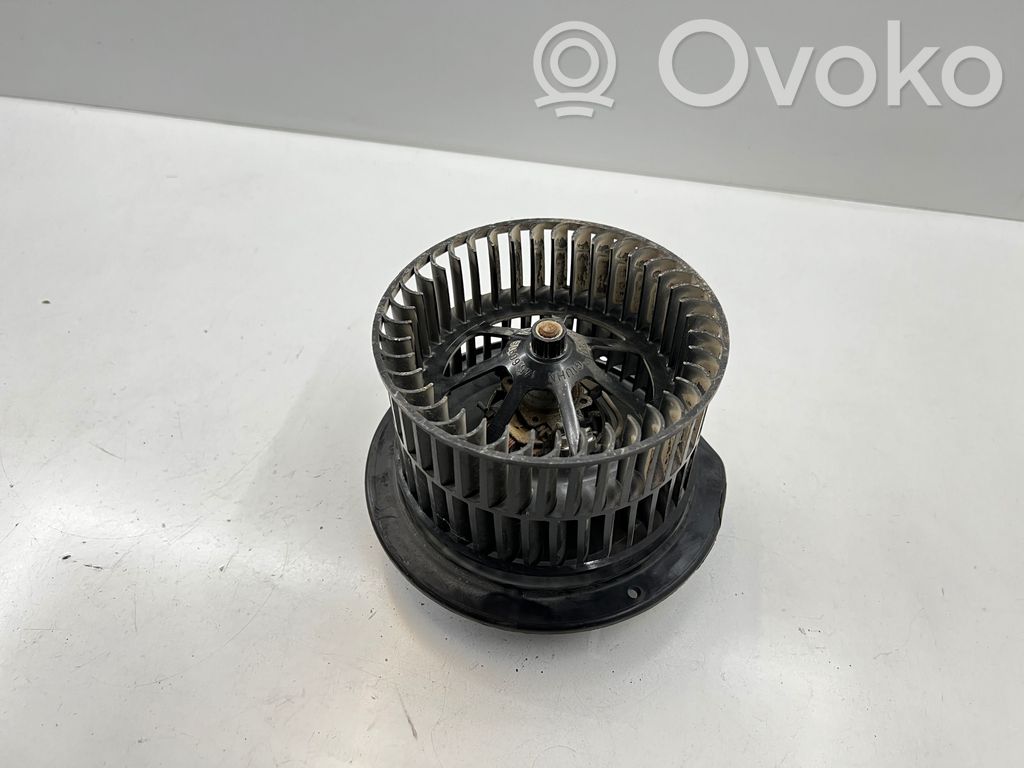 Volkswagen Sharan Pečiuko ventiliatorius/ putikas 