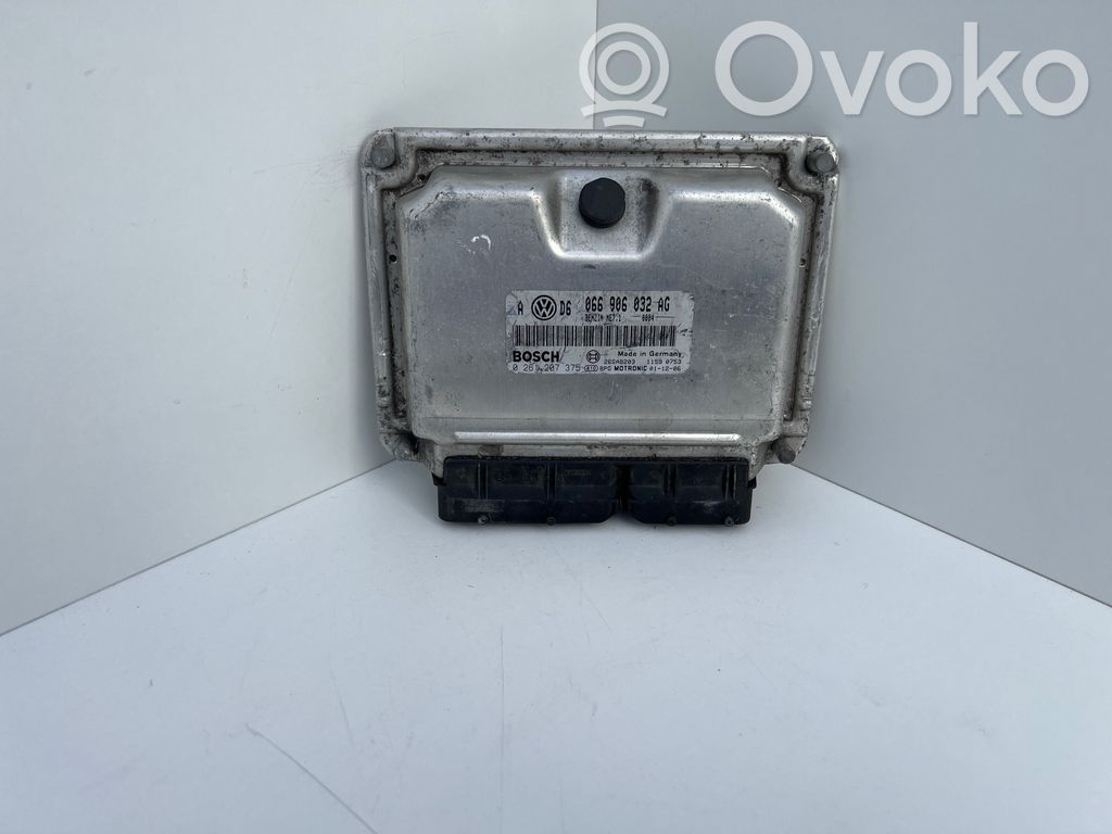 Volkswagen Golf IV Engine control unit/module 