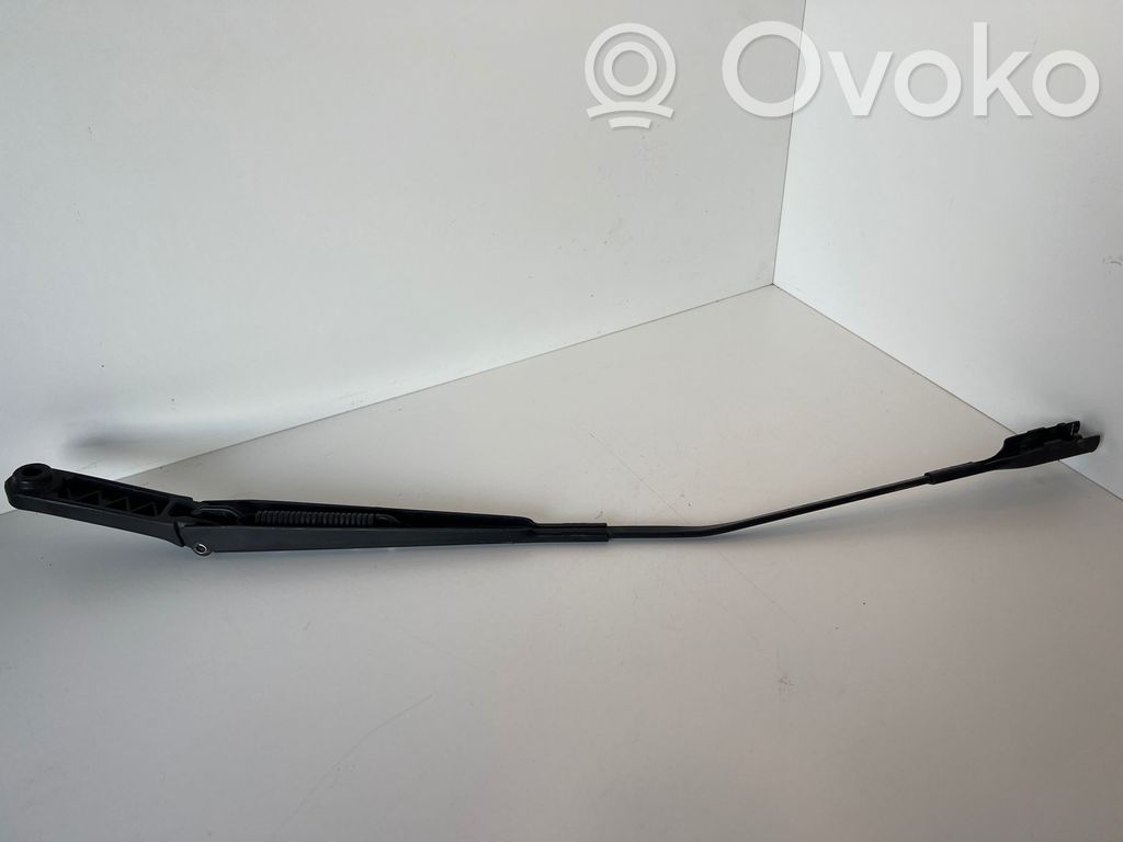 Audi A1 Front wiper blade arm 