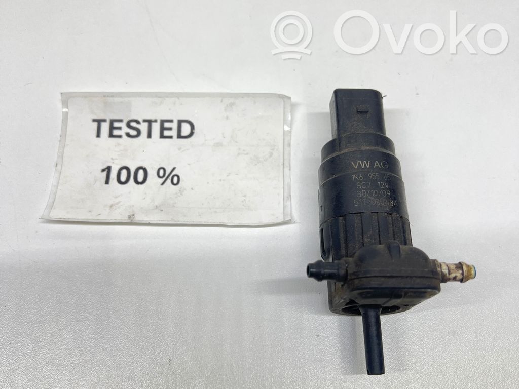 Volkswagen Golf V Windscreen/windshield washer pump 
