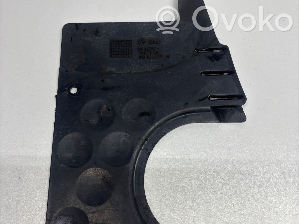 Volkswagen Golf V Engine splash shield/under tray 
