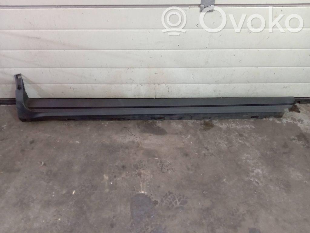 Ford Kuga III Etuoven kynnyksen suojalista 