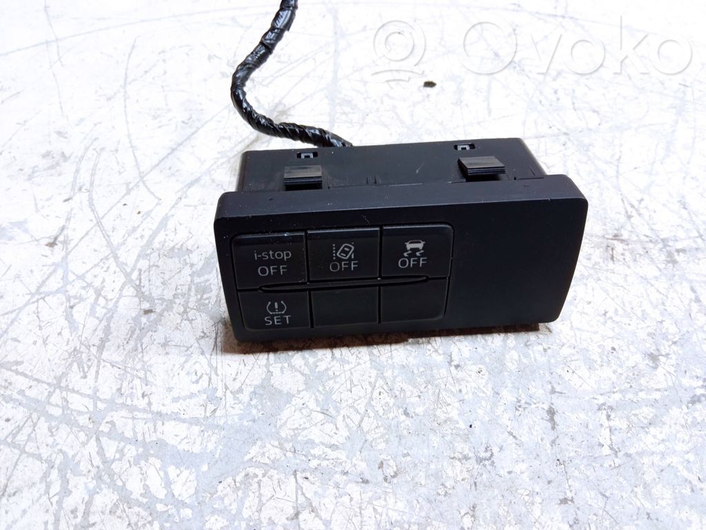 Mazda 2 A set of switches 