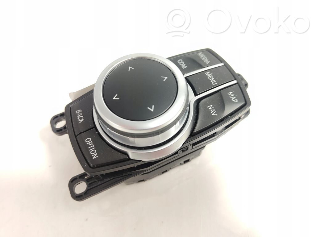 BMW X2 F39 Panel radia 