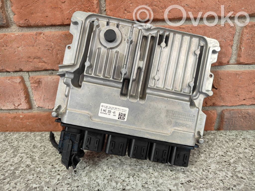 BMW 4 G22 G23 G24 G26 Engine control unit/module 