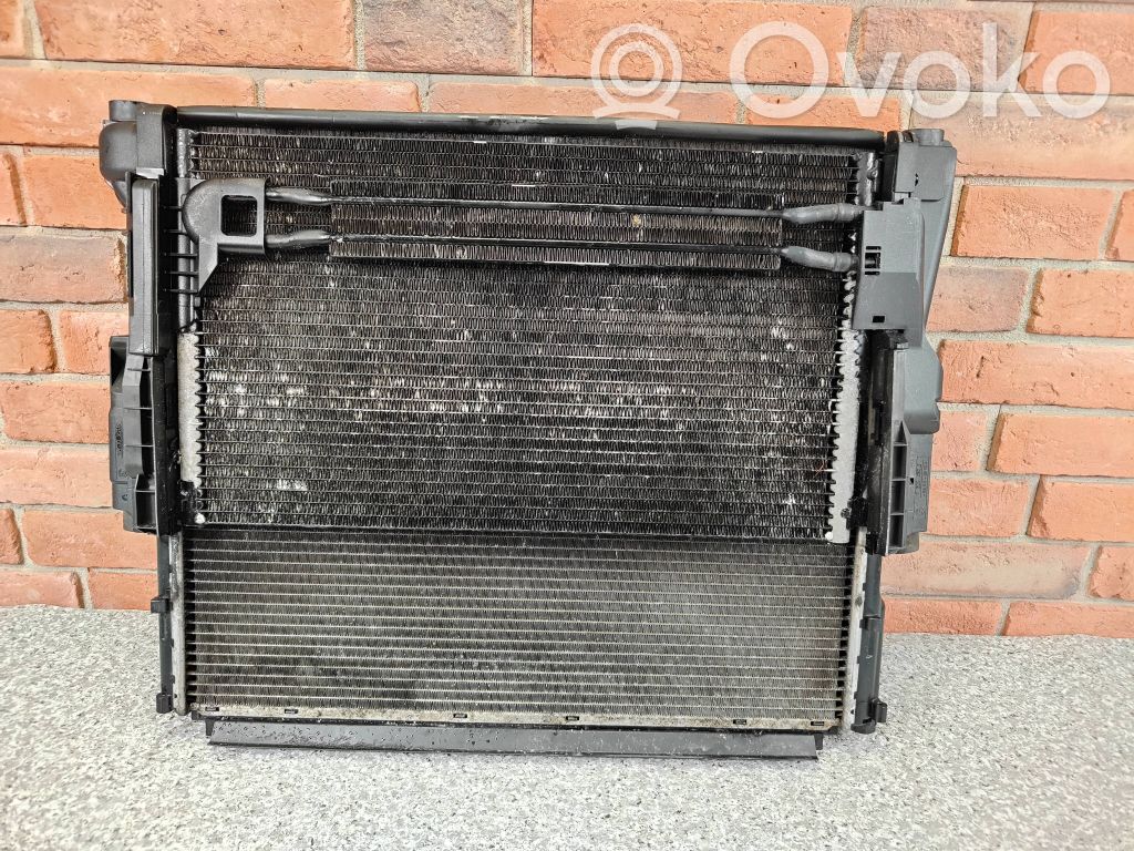 BMW X3 E83 Dzesēšanas šķidruma radiators 