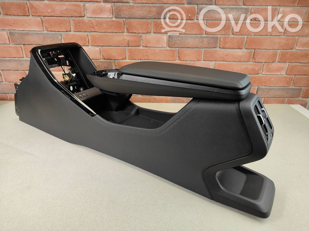 BMW 2 Active Tourer U06 Armrest 