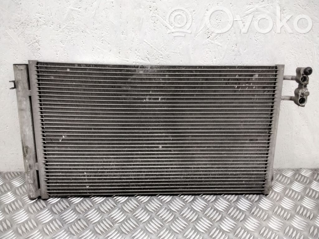 BMW 3 E90 E91 Gaisa kondicioniera dzeses radiators 