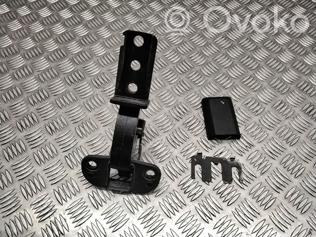 Volvo V70 Tailgate/trunk/boot hinge 