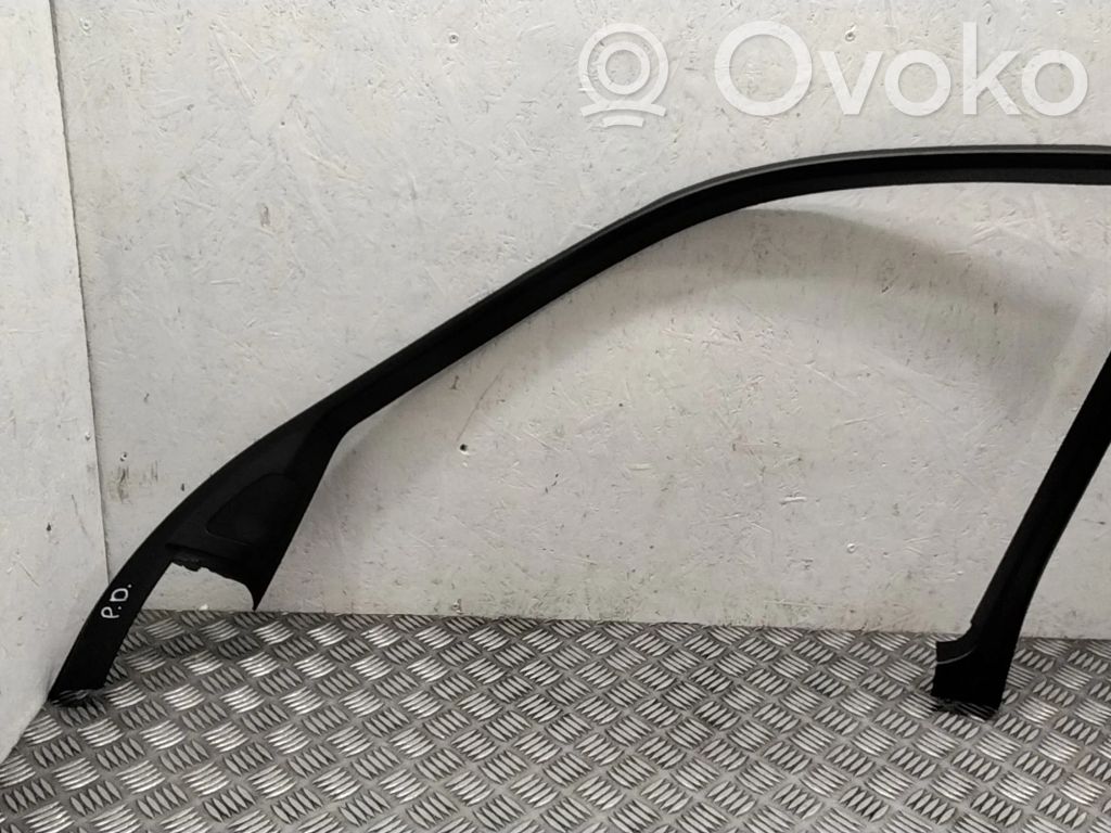 BMW X5 E70 Etuoven lasin muotolista 