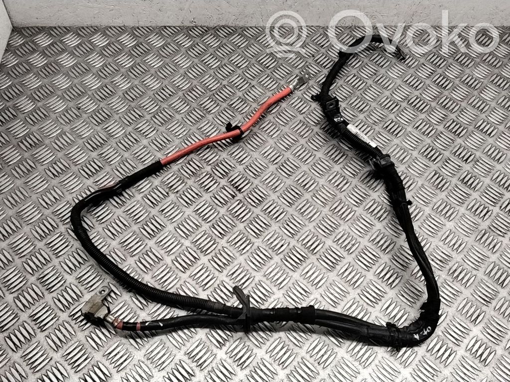 Volvo V70 Positive cable (battery) 