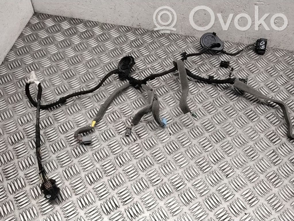 Volvo V70 Takaoven johtosarja 