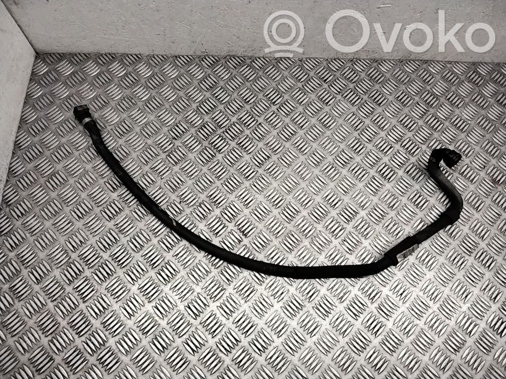 BMW X5 E70 Engine coolant pipe/hose 