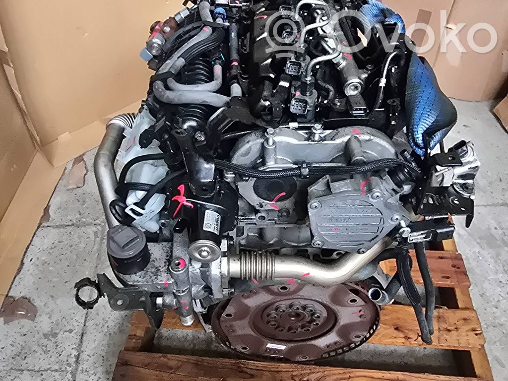 Engine   D4204T9