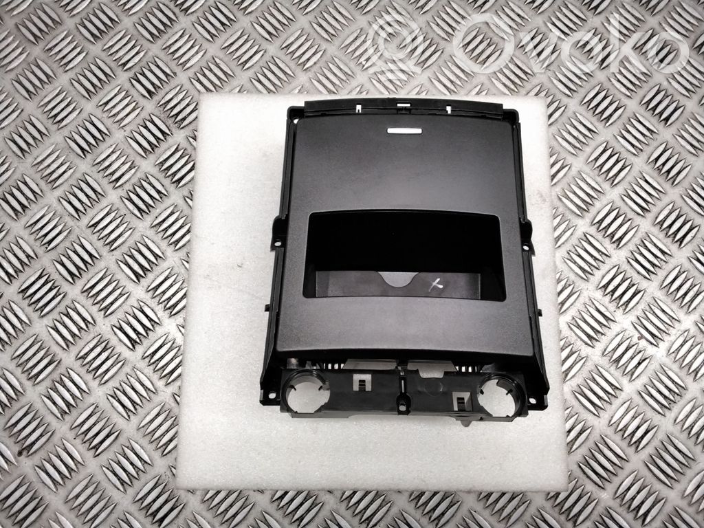 Mercedes-Benz ML W166 Główny schowek tunelu środkowego 
