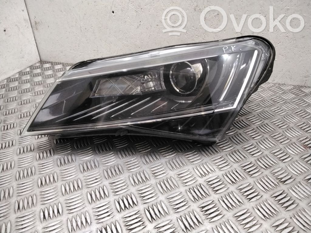 Skoda Superb B8 (3V) Scheinwerfer 