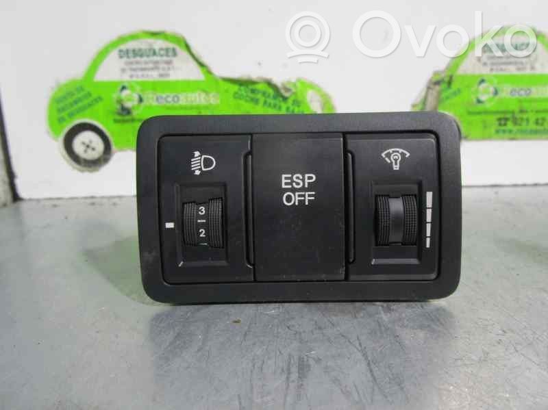 Hyundai i30 Interruptor de control del panel de luces 