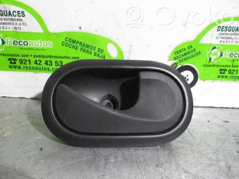 Manecilla interna puerta trasera   310580