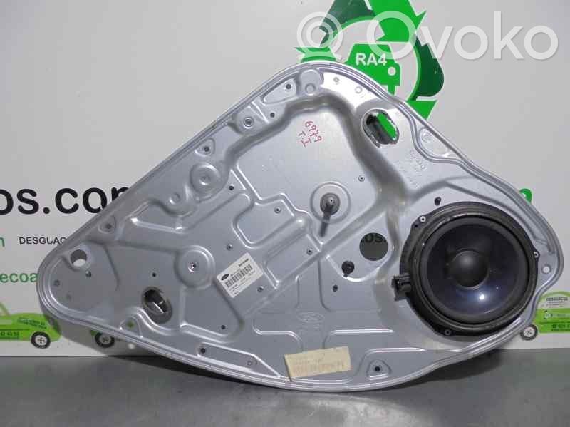 Ford Focus Rear window lifting mechanism without motor 