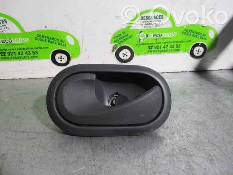 Renault Clio III Rear door interior handle 