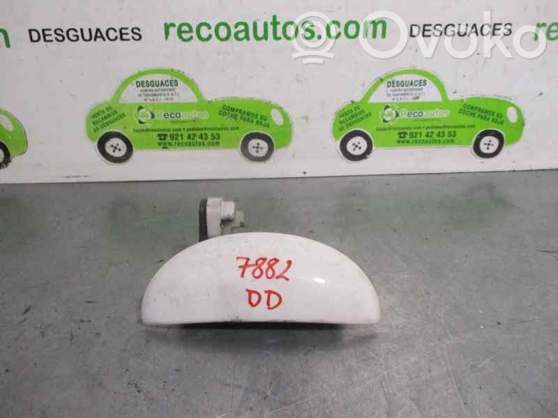 Peugeot 107 Manecilla externa puerta delantera 