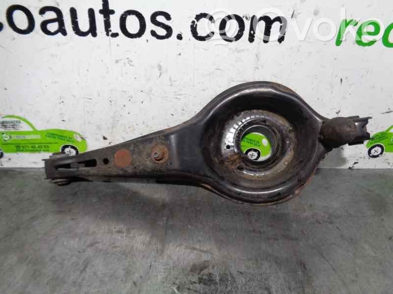 Ford Focus Wahacz tylny 