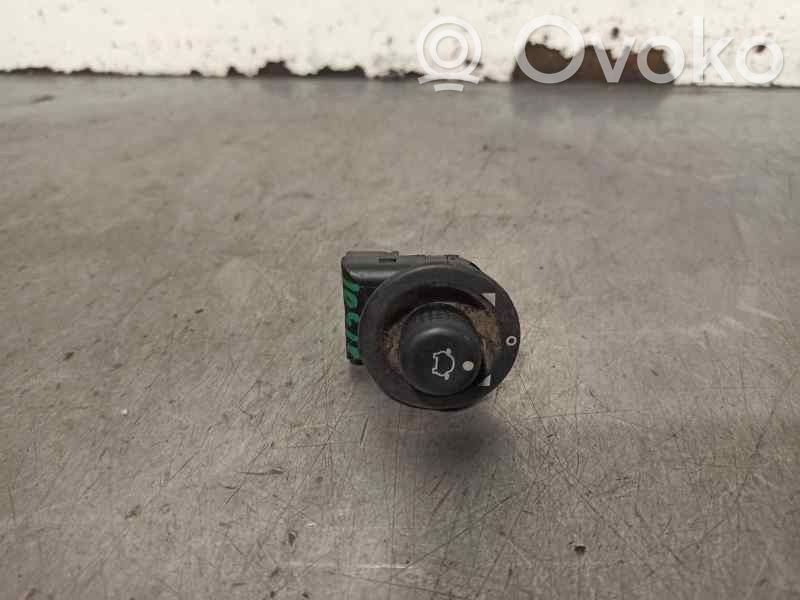 Wing mirror switch   CA6T17B676AA