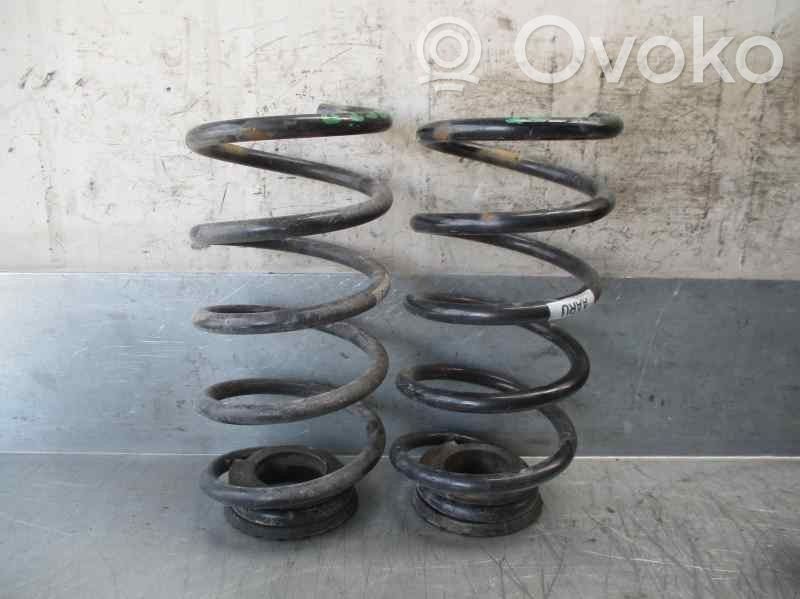 Opel Corsa E Front coil spring 