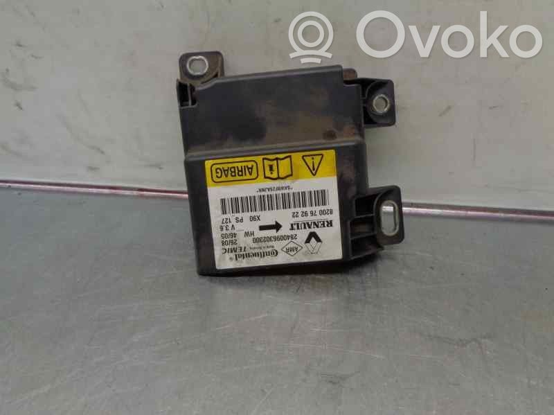 Dacia Sandero Airbag control unit/module 