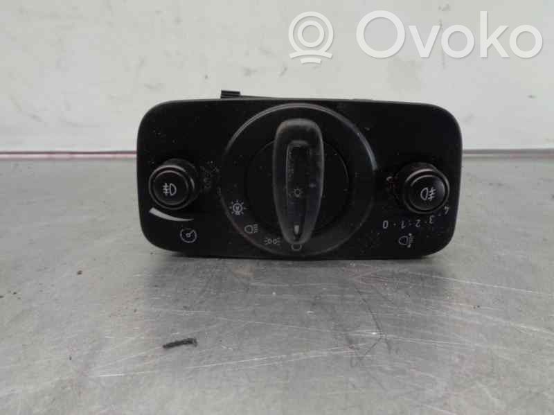 Ford Mondeo MK IV Interrupteur d'éclairage de la cabine dans le panneau 