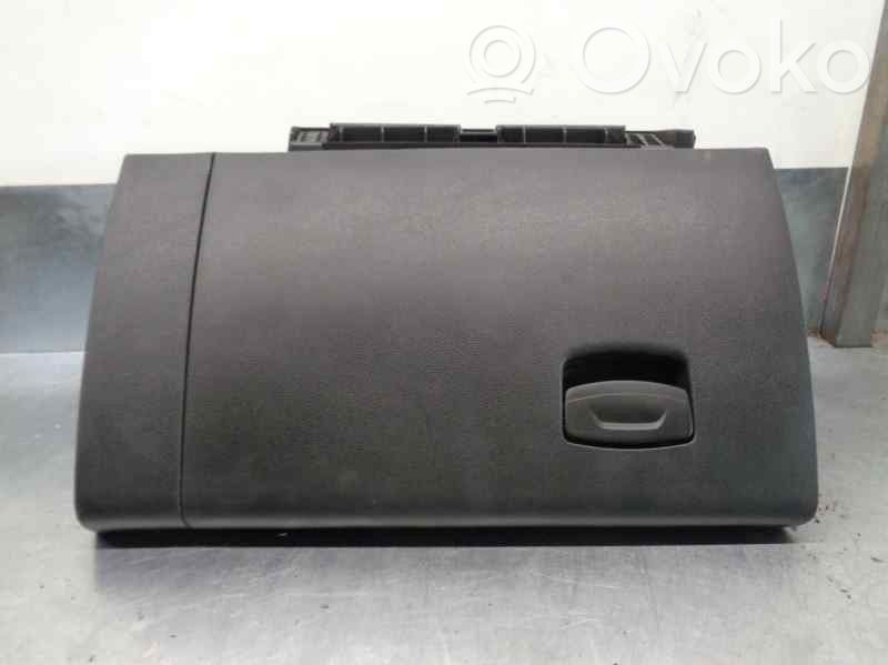 Guantera   685005747R