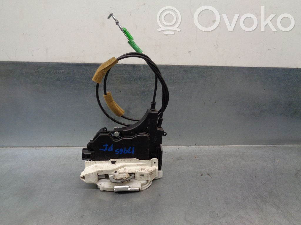 Mitsubishi Lancer X Front door lock 