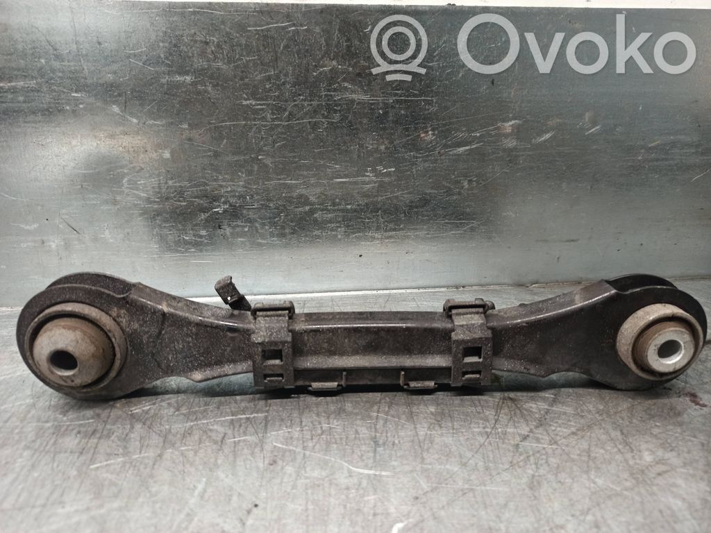 Rear control arm   6792519