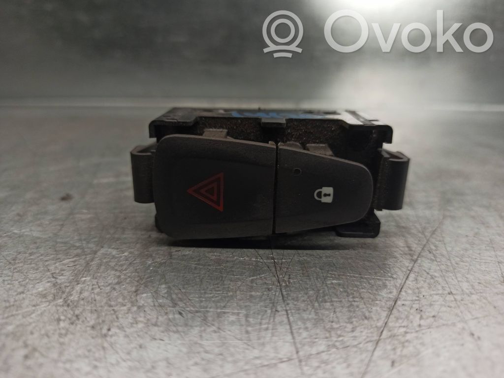 Dacia Lodgy Hazard light switch 