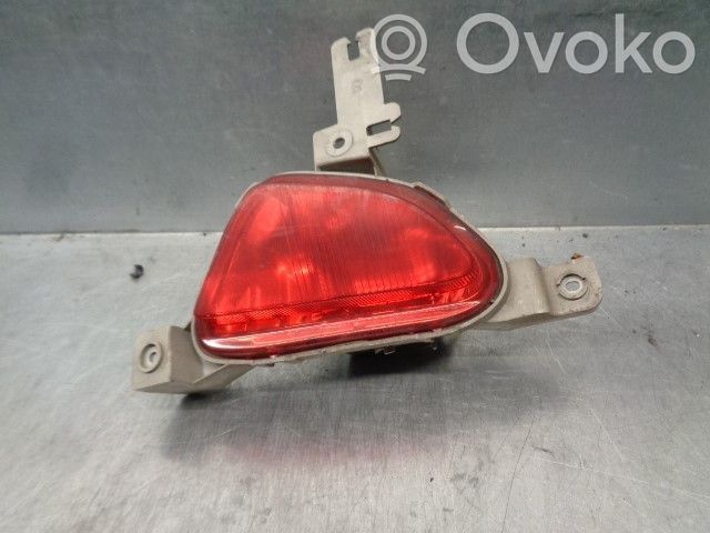 Mazda 2 Miglas lukturis aizmugurē 