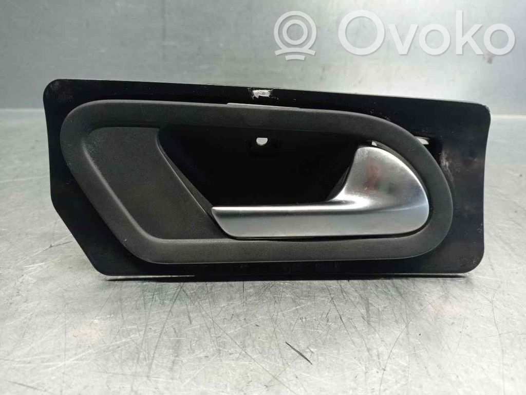 Volkswagen Eos Rankenėlė atidarymo vidinė 