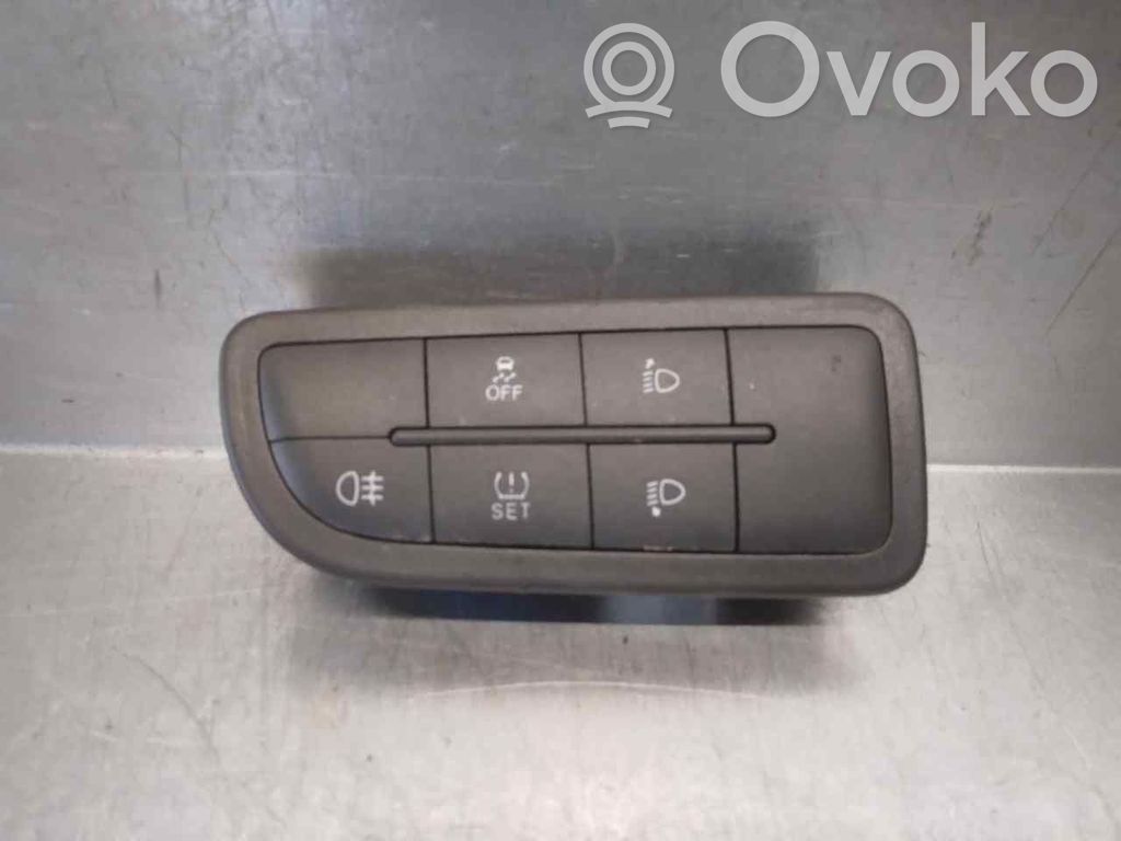Fiat Tipo Daudzfunkciju vadības slēdzis / poga 
