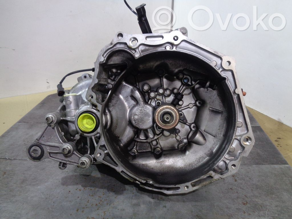 Opel Karl Manual 5 speed gearbox 